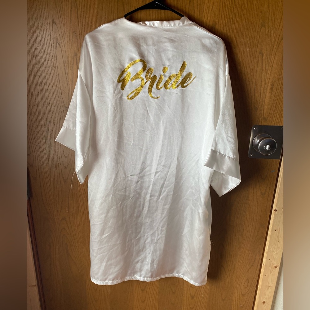 Bride robe size small
